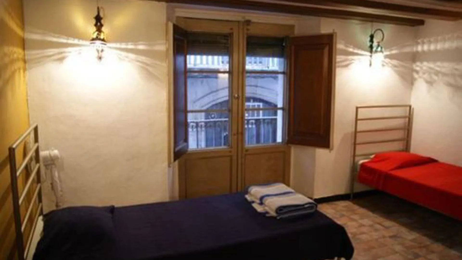 Serenity Gotic Hostel Barselona 2*,  İspanya
